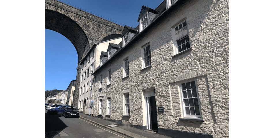 Property Image 0